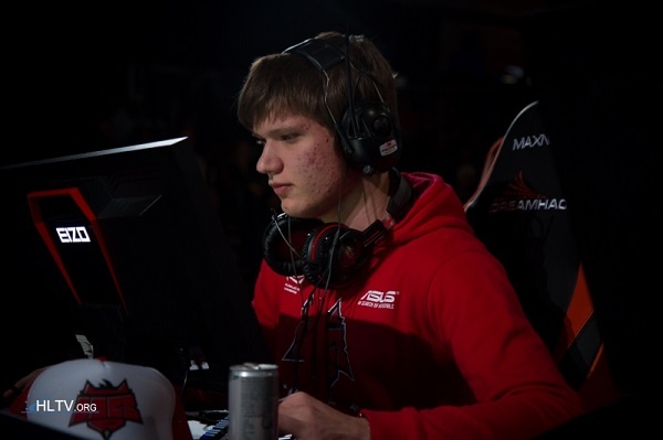 T1官宣教练离队，又曝出Teddy也要走？