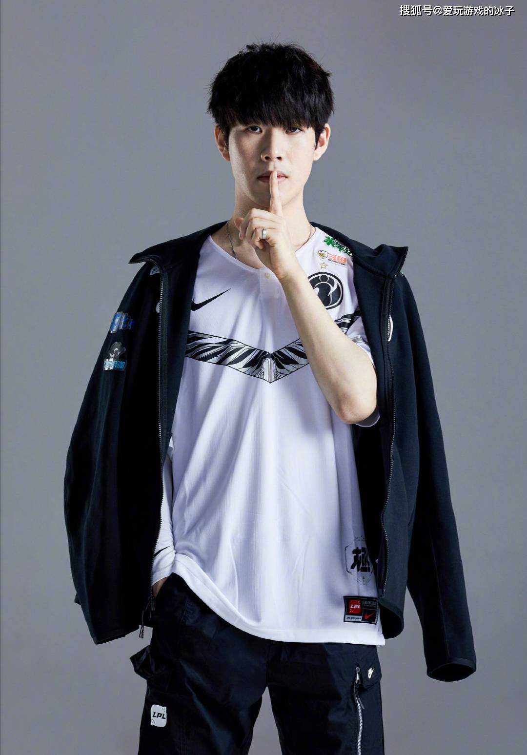 【赛前预告】王者荣耀冬季冠军杯，1月7日 重庆QGhappy vs 南京Hero久竞