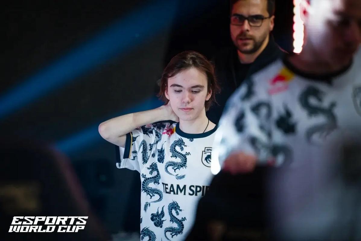 lux ：我从未设想过能以13-0的比分晋级Major