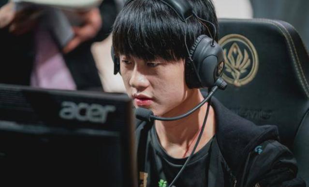 CSGO战队世界排名更新，VP.Outsiders毫无疑问第一